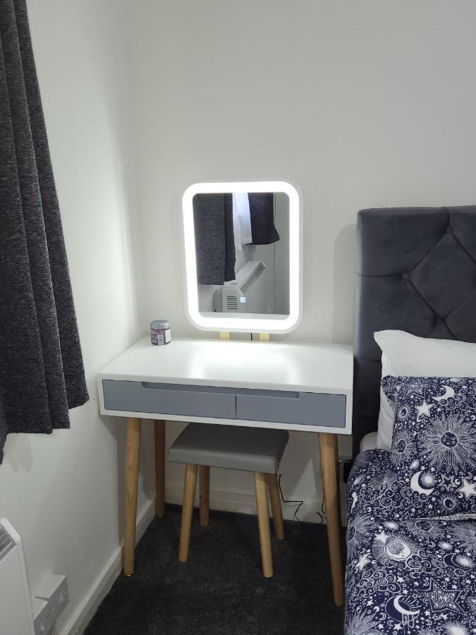 Delight Apartment, Close To Excel, London City Airport & O2! Exteriör bild