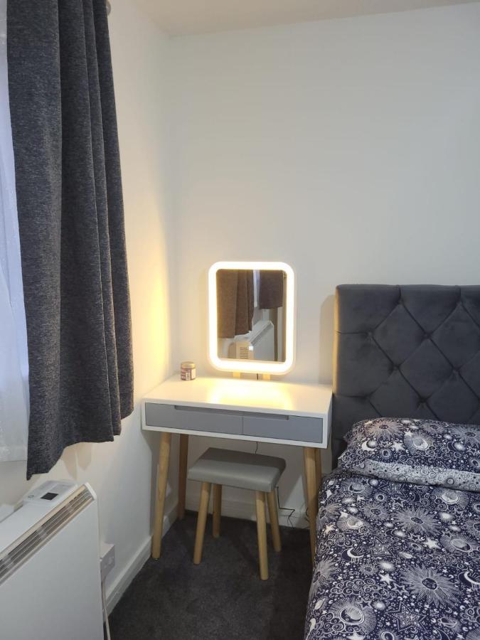 Delight Apartment, Close To Excel, London City Airport & O2! Exteriör bild
